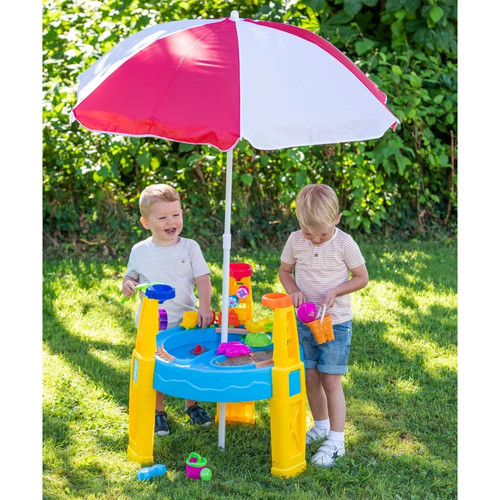 Sand and water table with - sand, sun